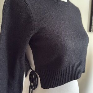Brandy Melville Cropped Black Wool Sweater